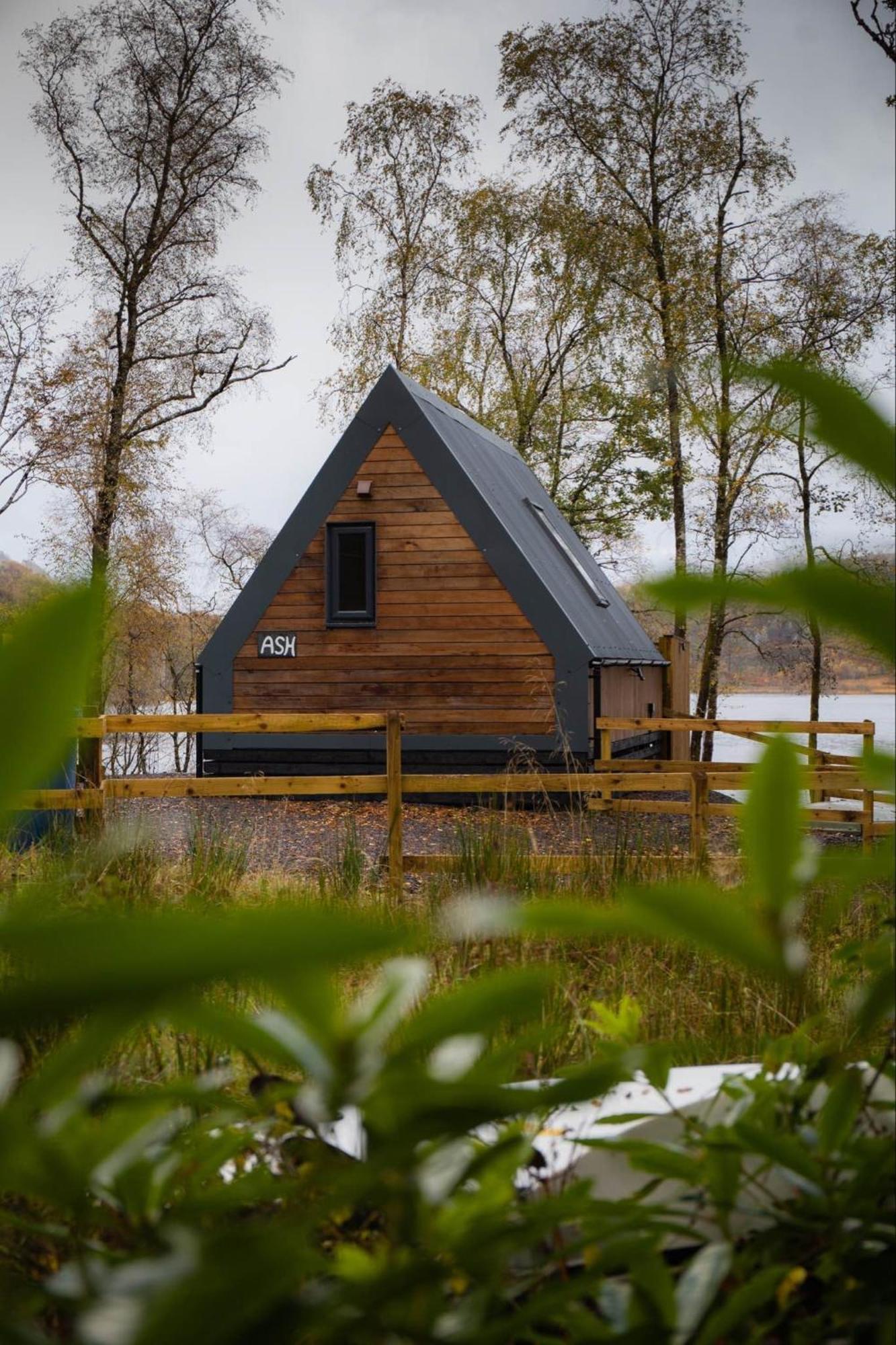 Glenfinnan Retreats Екстериор снимка